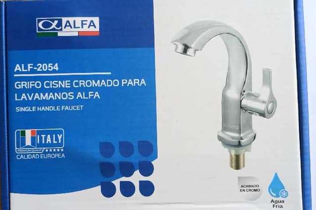 Grifo sisne para lavamanos cromado