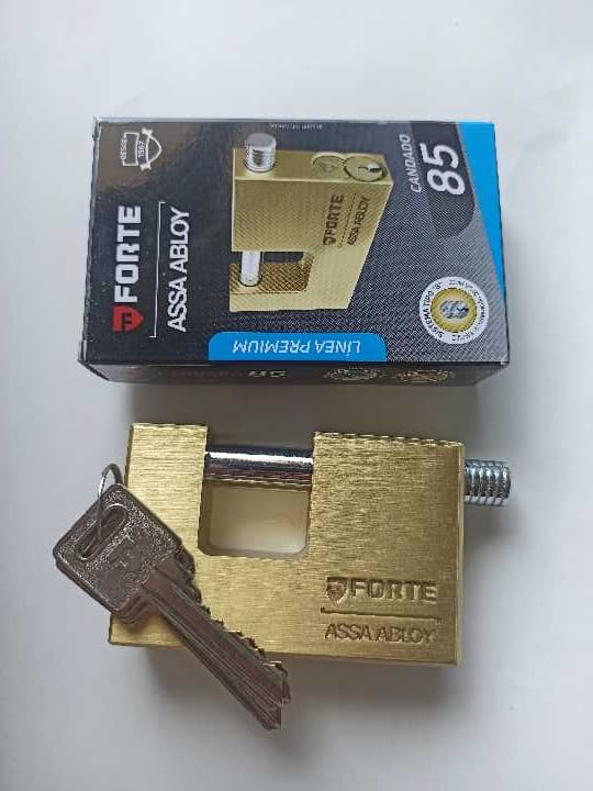 Candado forte premiun jumbo j85 mm